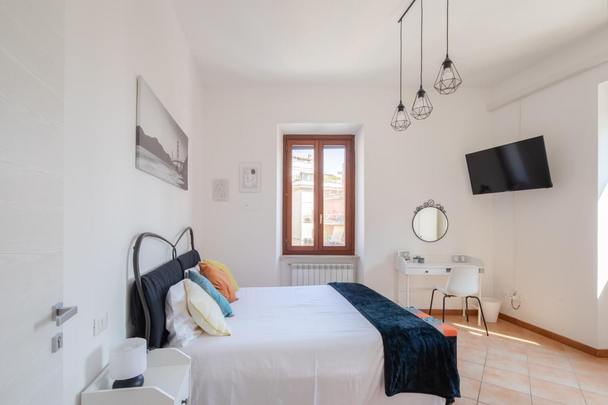 Apartment In Certosa Pigneto - Parcheggio Privato Incluso *