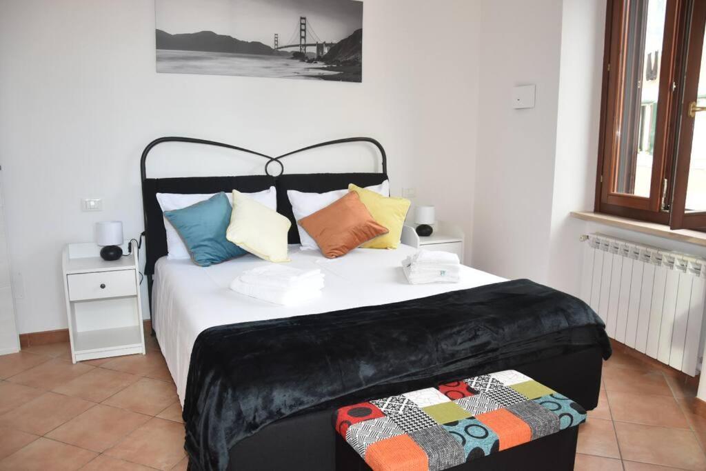 Apartment In Certosa Pigneto - Parcheggio Privato Incluso *